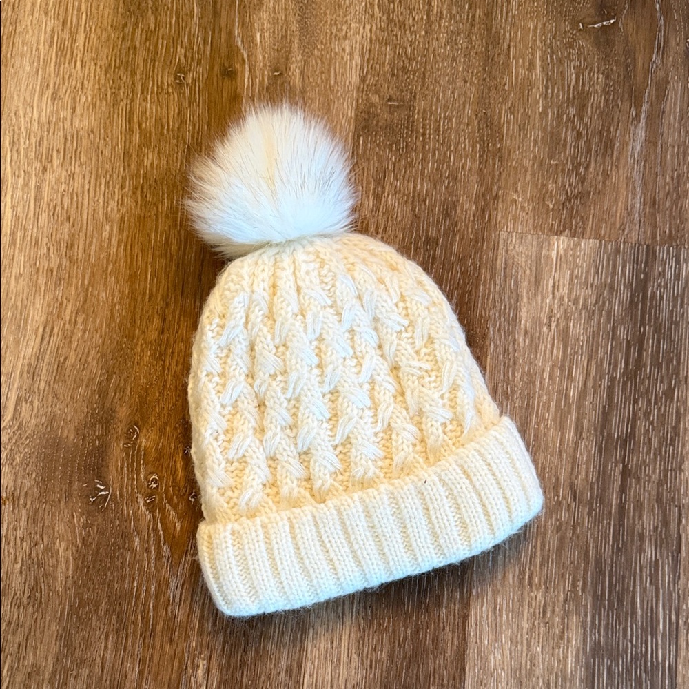 Cream Knit Pom Beanie - Unbranded